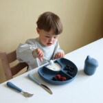 924_SleevedBib_P85_ClassicStripesBlue