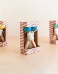 skipping-rope-wooden-toy-blue-nobodinoz-1-2000000060125